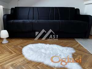 IZDAJE SE GARSONJERA NA BULEVARU ID#6351