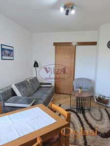 Novi Sad, Bul. Jaše Tomića, lep jednoiposoban stan