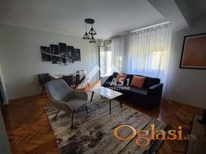 Izdajem LUX komforan dvosoban stan kod Socijalnog mogućnost Parkinga !!! ID#4669