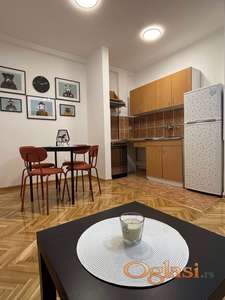 Jednoiposoban stan, Hadži Ruvimova