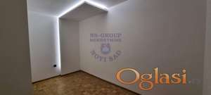 Blok 8, Petrovaradin , 42m2 dvosoban  065/448-4648