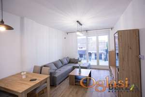 LEPO OPREMLJEN DVOIPOSOBAN PET FRIENDLY STANnbsp SA PARKINGOM NA ADICIMA  Agencijska ifra9112217Izdaje se kompletno nameten komforan dvoiposob