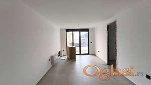 Nov trosoban stan u naselju Čalije