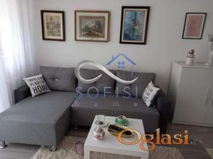 Novi Sad, Centar - Renoviran jednosoban stan u Železničkoj ulici ID#1545