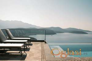 Vila sa 3 spavaće sobe i bazenom u The Peaks – Luštica Bay