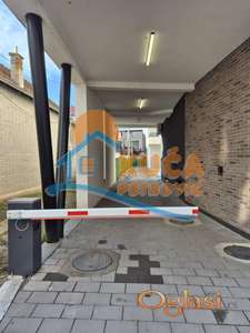 Izdaje se parking mesto u centru Niša, 11m2