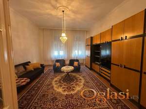 Izdaje se - kuća/poslovni prostor - Pavla Papa