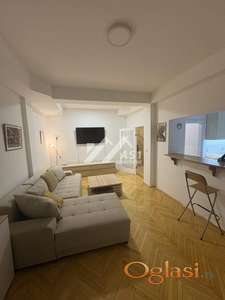 Izdajem Pet Friendly lep komforan dvosoban stan u samom Centru grada !!! ID#8282