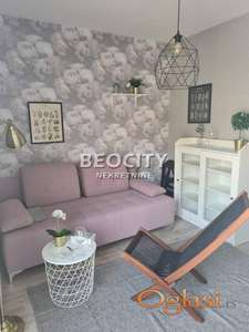 Novi Sad, Centar, Trg Mladenaca, 0.5, 21m2