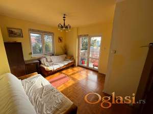 Dvoiposoban stan na odličnoj lokaciji !