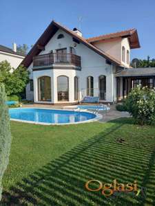 PETOSOBNA KUĆA NA POPOVICI, SA PREDIVNIM POGLEDOM I BAZENOM