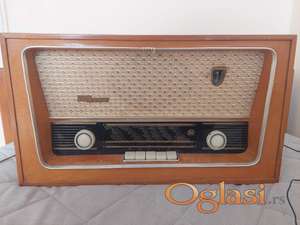 Stari radio RR 330