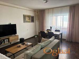 Odlična spratna kuća u Sremskim Karlovcima!