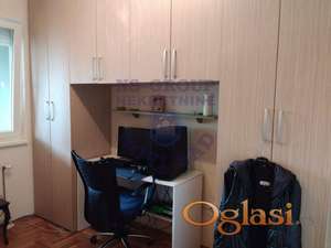 Izuzetan dvosoban stan