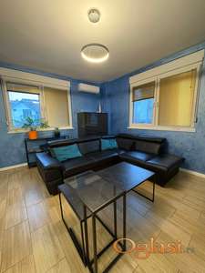 PRELEP TROSOBAN STAN U ULICI MILANA KOMA NA TELEPU + GARAŽA