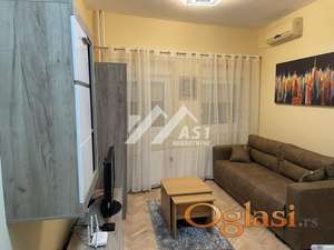 IZDAJE SE GARSONJERA U CENTRU ID#4729