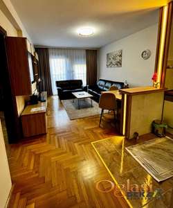  KOMPLETNO NAMEŠTEN STAN NA BULEVARU KRALJA PETRA I 