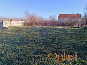 Plac u centru Sremskih Karlovaca 505m2