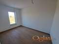 Fenomenalan stan sa garazom 206m2