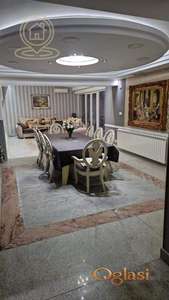 Prodaja luksuznog četvorosobnog stana kod Hrama Svetog Save – terasa 80m², renoviran i kompletno opremljen