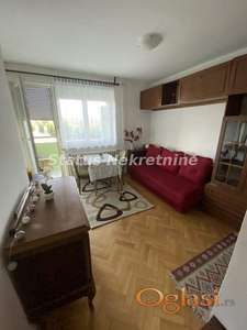 NAMEŠTENA GARSONJERA 25M2 U CENTRU GRADA, IZA RIBLJE PIJACE, 250EU, BLIZU KEJA