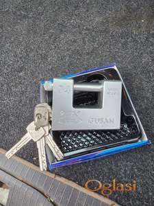 Katanac sigurnosni sa 5 ključa