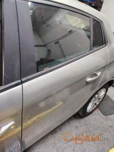 Fiat bravo 2 zadnja leva vrata kod boje 272