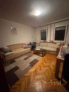 SAJAM IZDAJE SE NAMEŠTENA GARSONJERA