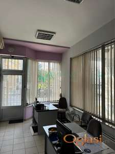 Na prodaju ulični lokal nadomak Ćirpanove ulice.