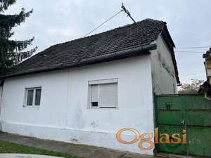 Prizemna kuća u Odžacima na dobroj lokaciji