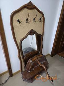 Kompletan stilski namestaj za predsoblje i komoda za dnevnu sobu