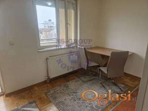 Izdaje se lepa garsonjera na Bulevaru Patrijarha Pavla