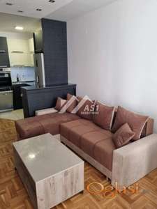 Izdajem LUX potpuno nov dvosoban stan na Novoj detelinari !!! sa internetom ID#4797