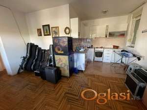 Dvosoban stan na potezu Lipovog gaja