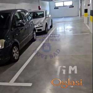 Izdaju se dva garažna parking mesta na Novoj Detelinari, smeštena u prizemlju moderne zgrade