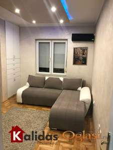 odmah useljiva garsonjera - kvalitetno