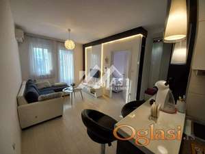 Lux , Danila Kiša PET FRIENDLY ID#5354