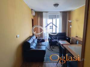 Novi Sad, Laze Kostića - Namešten dvosoban stan ID#1452