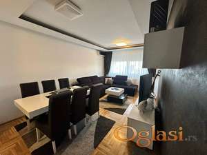 EKSKLUZIVAN DVOIPOSOBAN STAN (kompletno opremljen) - Bulevar Parijarha Pavla
