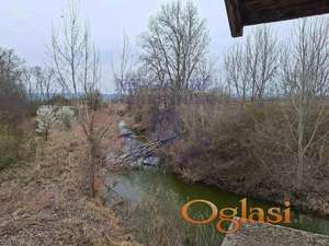 Na prodaju je plac površine 32.002m² u Futogu kod železničke stanice.