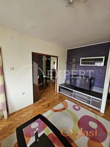 Izdaje se stan na Bulevaru Nemanjića!