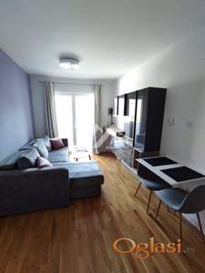 Izdaje se prelep jednoiposoban stan na Naselju sa veoma malim troskovima ID#4075