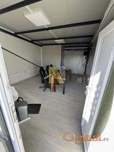 Pogodan poslovni prostor na Klisi