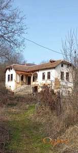 Prodajem kucu sa zemljistem na Staroj Planini