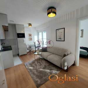 Novi Sad, Pavla Papa, nov lux jednoiposoban stan plus garazno mesto