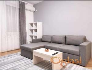 Kompletno opremljen stan 42m2