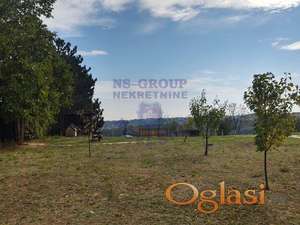 Odličan plac 1501m2 - Sremski Karlovci, Stražilovo!