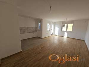 Trosoban stan u Sremskoj Kamenici ! Jelene Lozanić