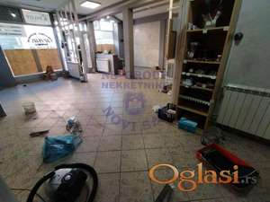 Odličan višenamenski lokal u samom centru Bačke Palanke!
