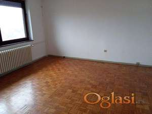 - 63m2 Blok 8 - Petrovaradin - 1800e/m2